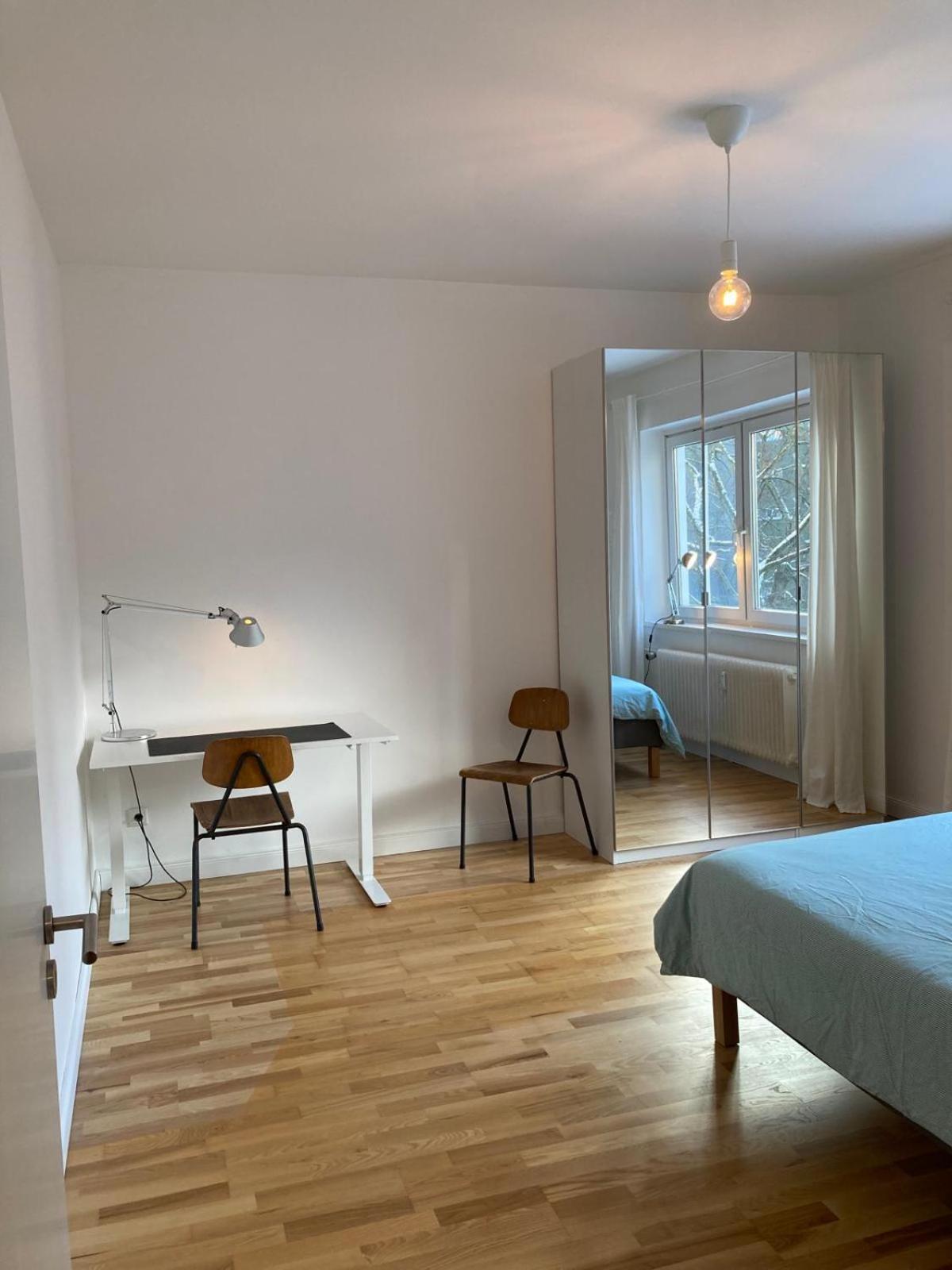 Accommodatie bij particulieren Canal-Front At Maybachufer - Private Room In Newly Renovated 80 Sqm Two-Bedroom Apartment