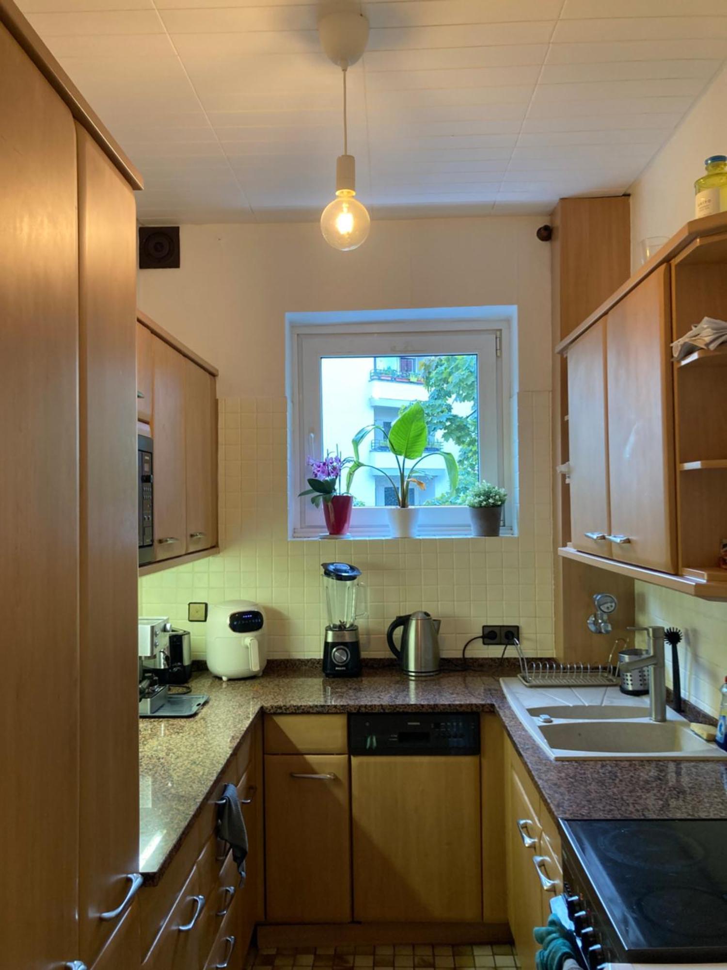 Canal-Front At Maybachufer - Private Room In Newly Renovated 80 Sqm Two-Bedroom Apartment Berlijn