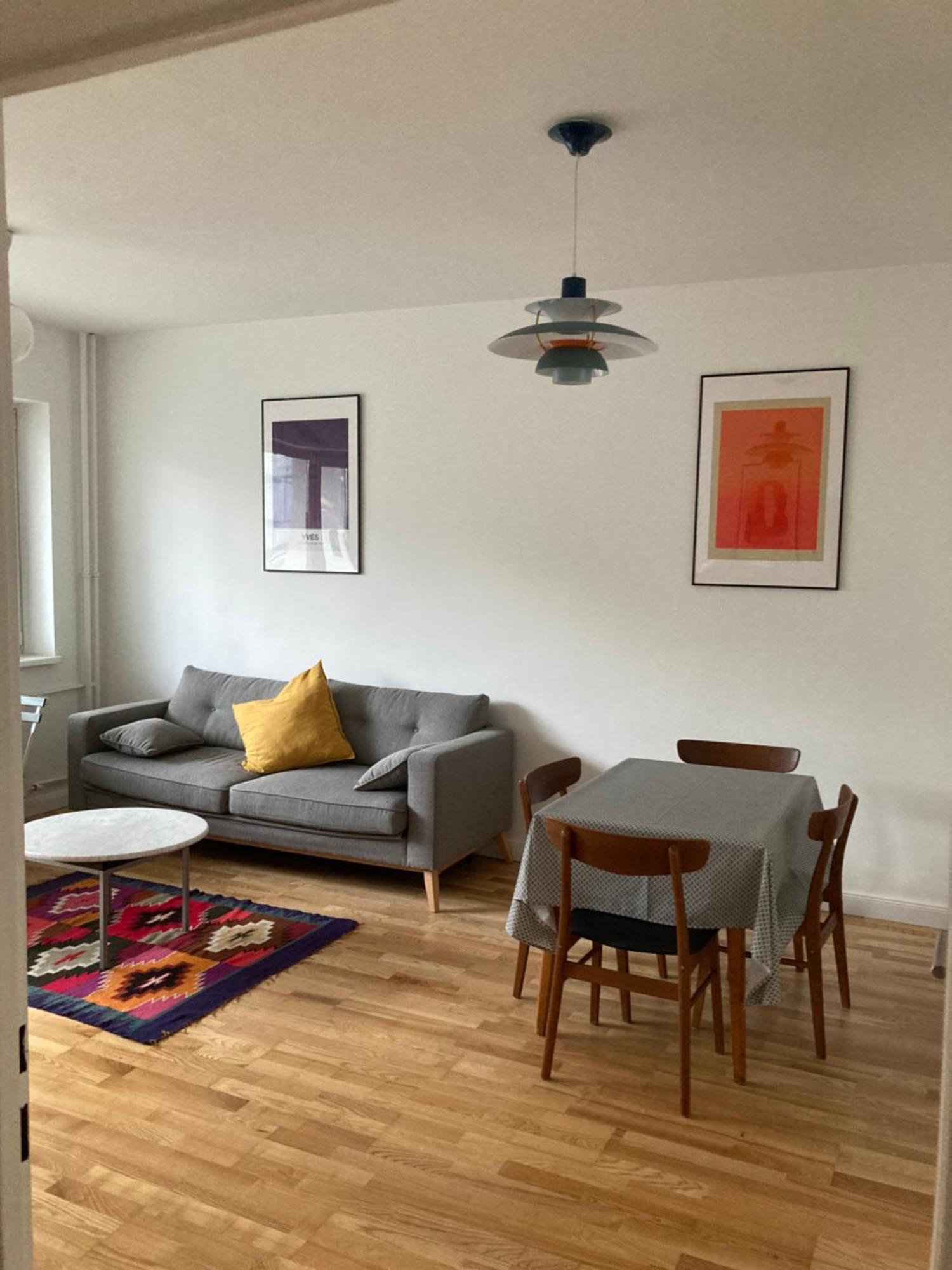 Canal-Front At Maybachufer - Private Room In Newly Renovated 80 Sqm Two-Bedroom Apartment
