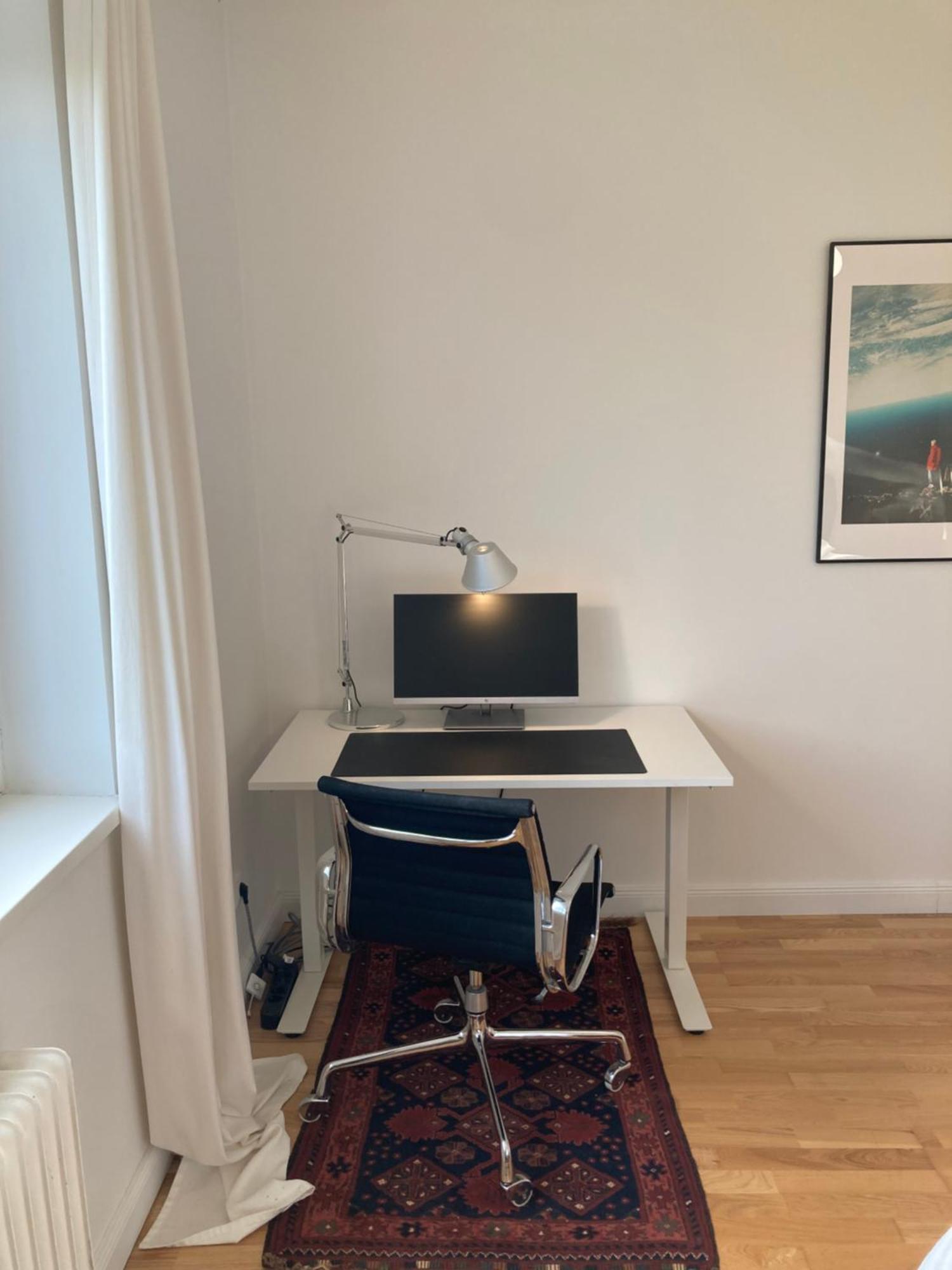 Accommodatie bij particulieren Canal-Front At Maybachufer - Private Room In Newly Renovated 80 Sqm Two-Bedroom Apartment *